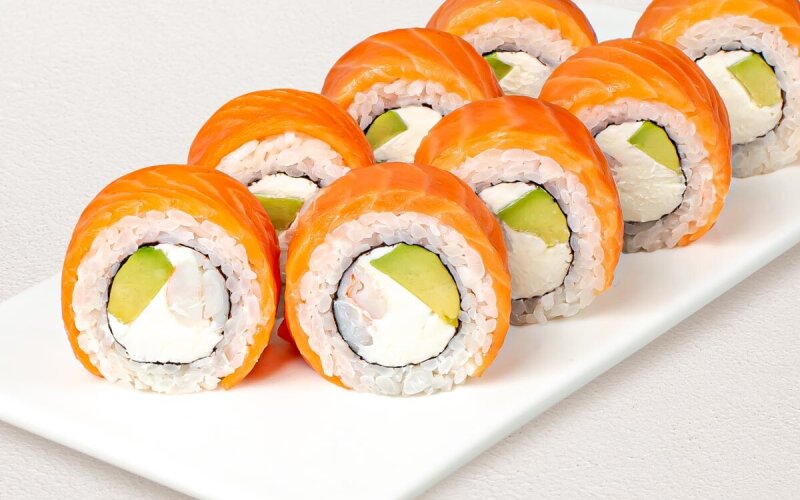 Ролл «Филадельфия» с тигровой креветкой