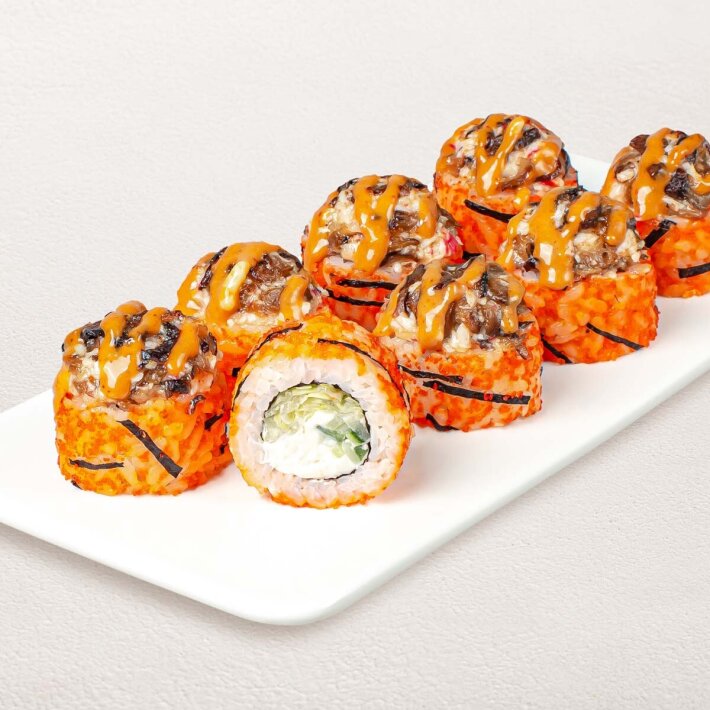 Ролл «Шиитаке Краб» с соусом «Азиатский»