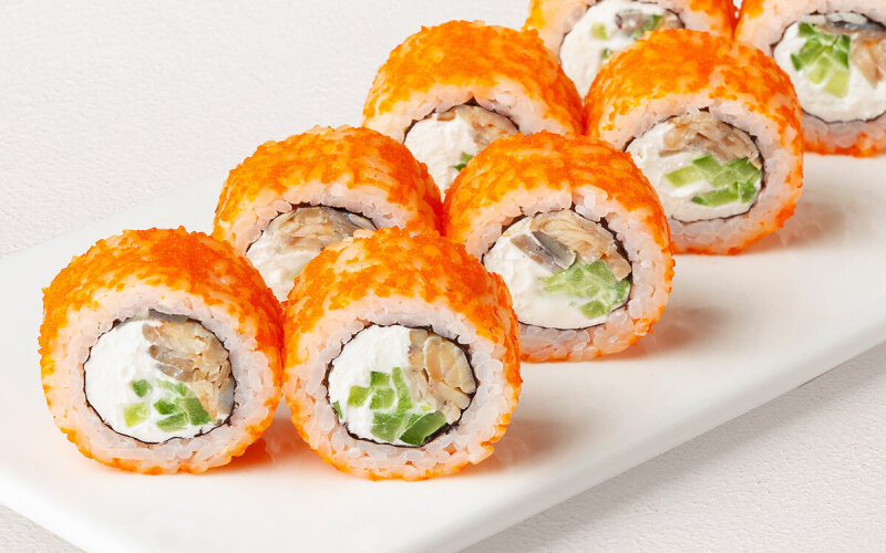 Ролл «Филадельфия» в икре «Масаго» с угрем