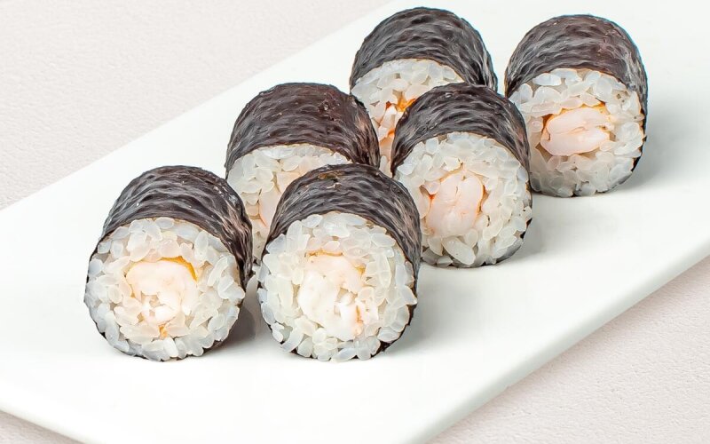 Ролл с креветкой