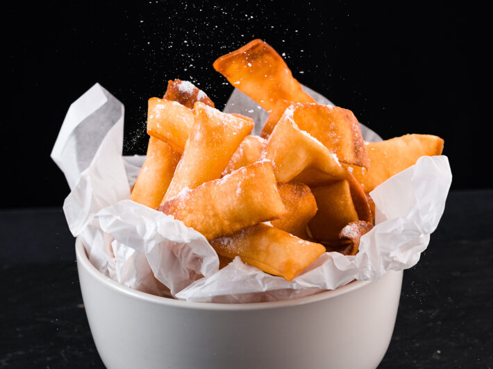 Блинный хворост сладкий