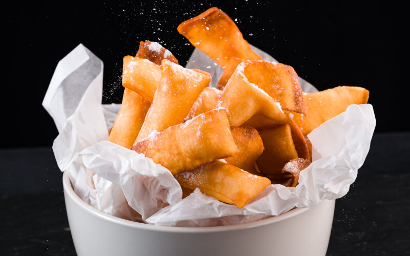 Блинный хворост сладкий