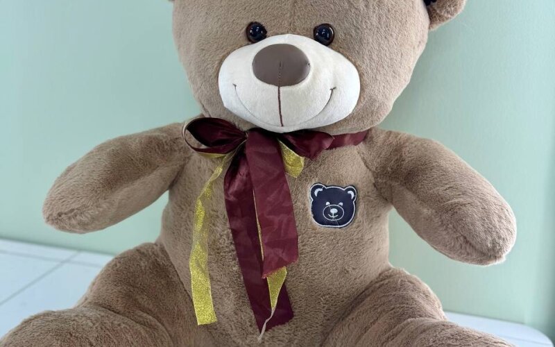 Плюшевый медведь 110 см