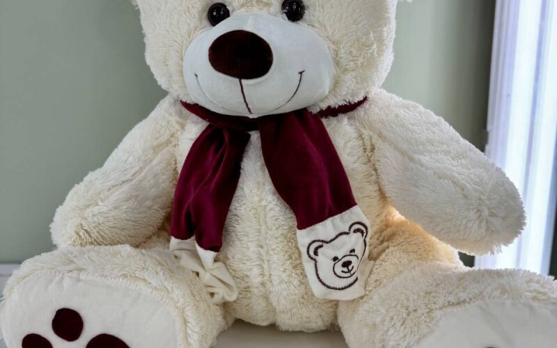 Плюшевый медведь 110 см
