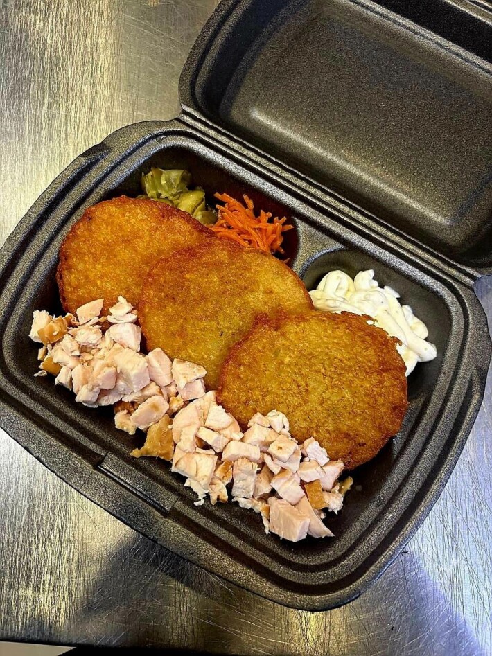 Драники с курицей