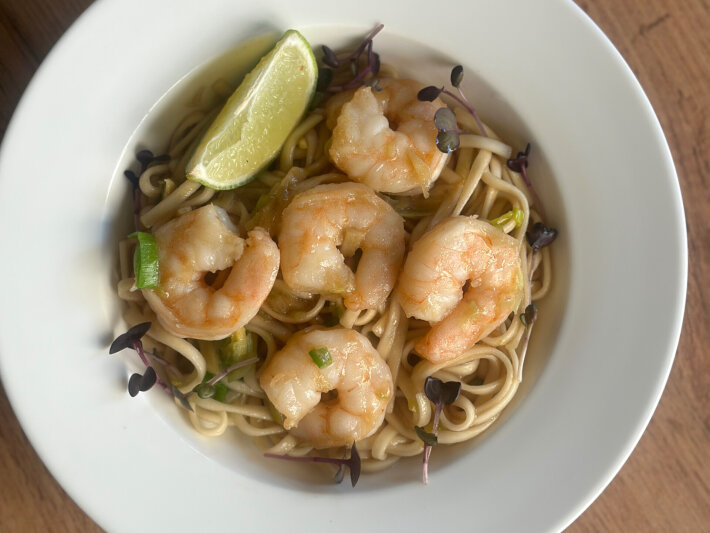 Удон с креветками