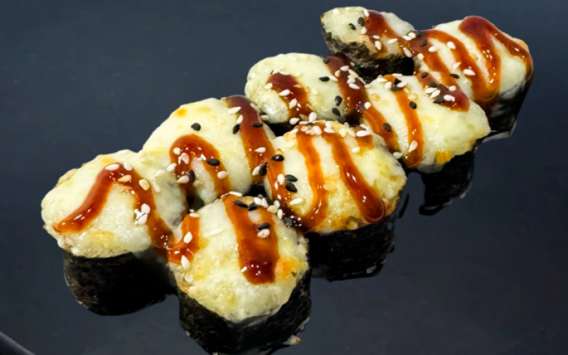 Запечённый ролл «Маки унаги яки»