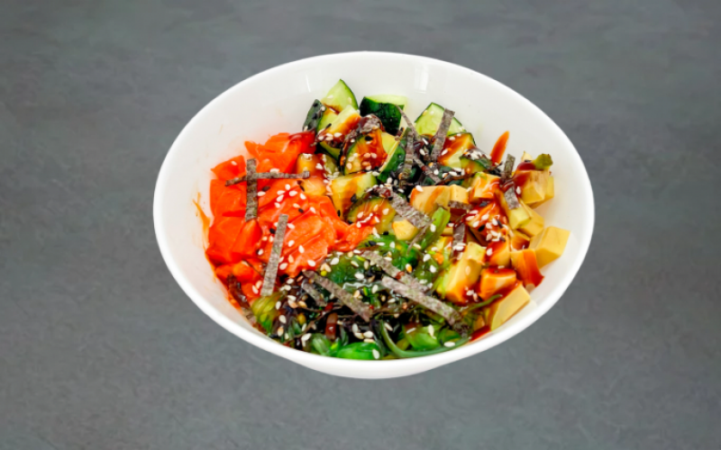 Поке с лососем