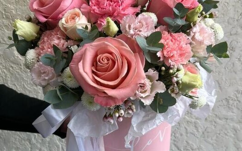 №36 Нежная воздушная композиция в шляпной коробке