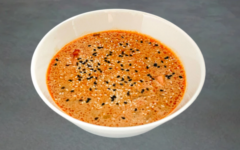 Том ям с курицей и рисом