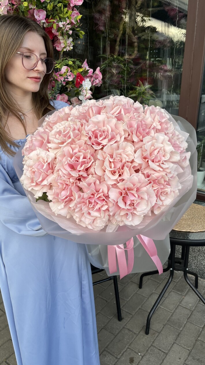 №56 Шикарный букет из французских роз