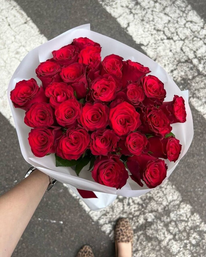 25 роз Кении