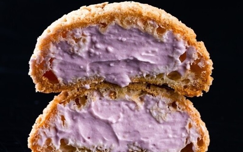 Десерт «Шу» с вишнёвым кремом