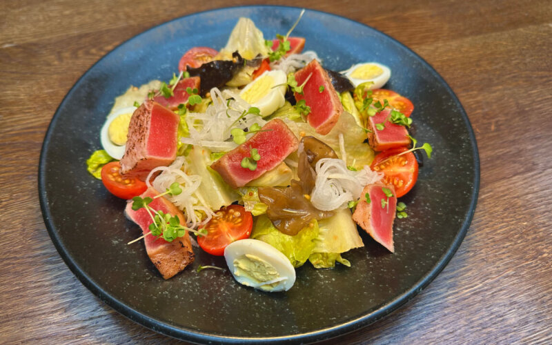 Салат «Зеленый» с тунцом