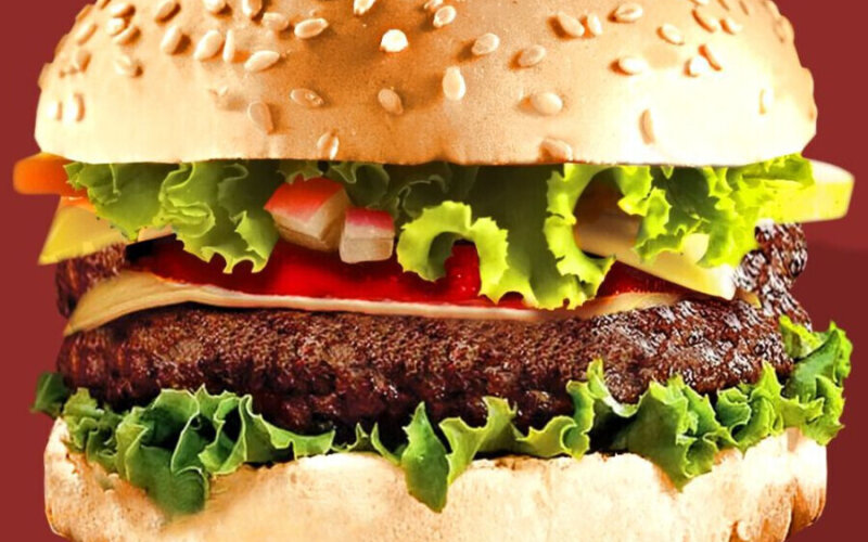 Бургер с говяжьей котлетой