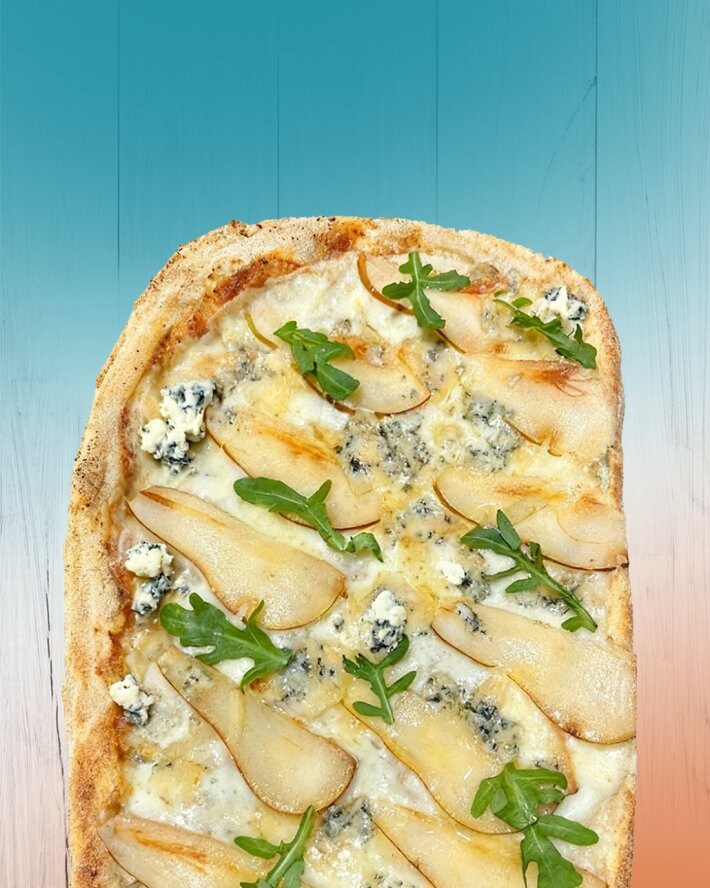 Римская пицца груша с сыром дор блю