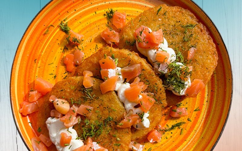 С семгой и творожным сыром