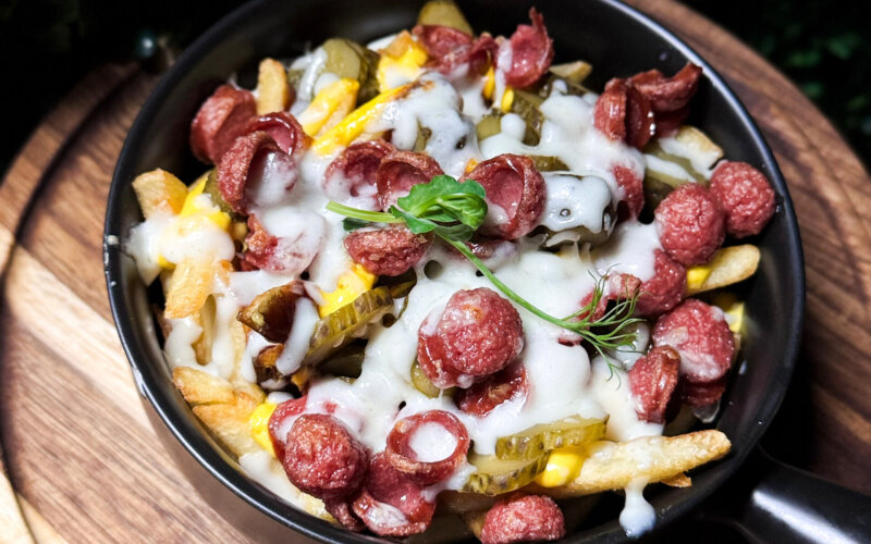 Фри Бокс с колбасками