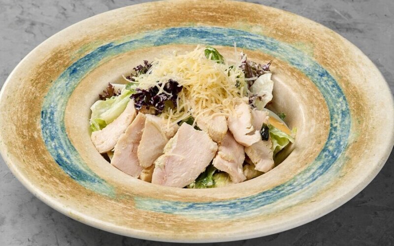 Салат «Цезарь» с курицей