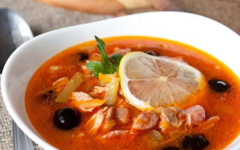 Солянка по-домашнему