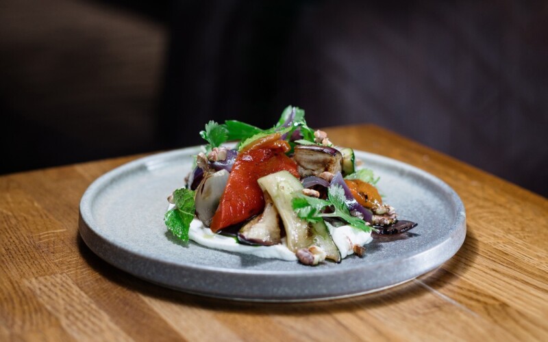 Гриль салат с лабне