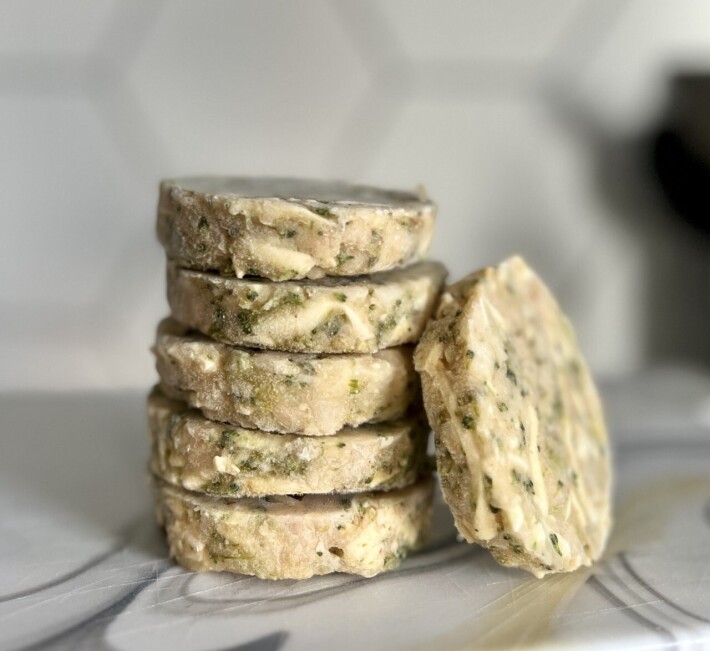 Биточки из индейки с брокколи