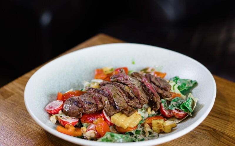 Стейк салат