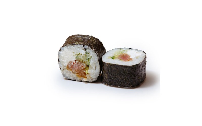 Ролл с маринованным тунцом и огурцом