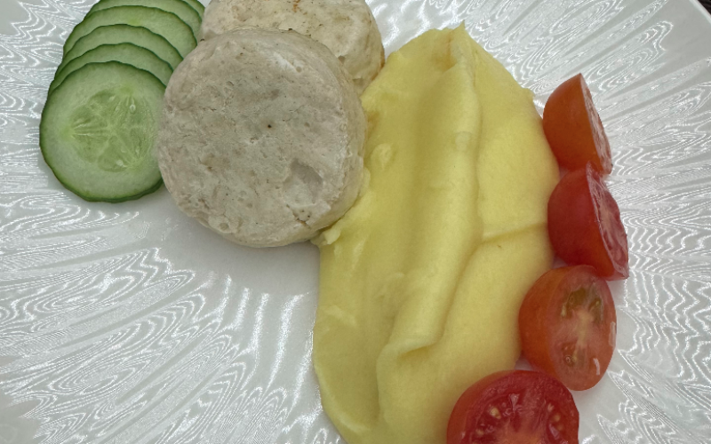 Котлеты куриные с пюре