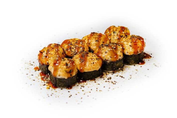 Ролл запеченный с копченым лососем