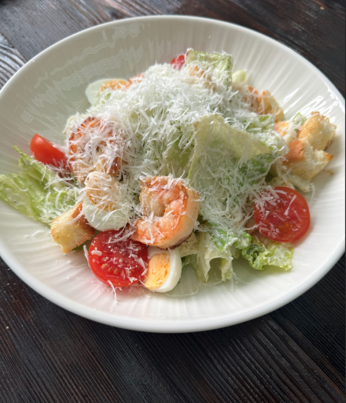 Салат «Цезарь» с креветкой