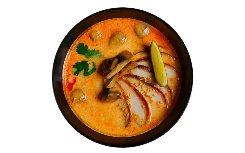 Том Ям с цыпленком