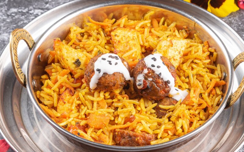 Плов «Манчуриан и панир»