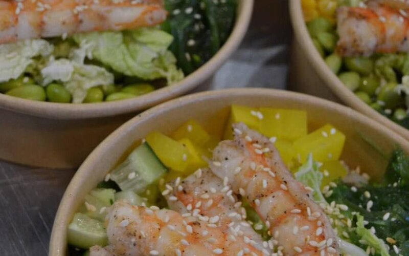 Поке с тигровой креветкой