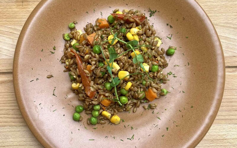 Полба с овощами