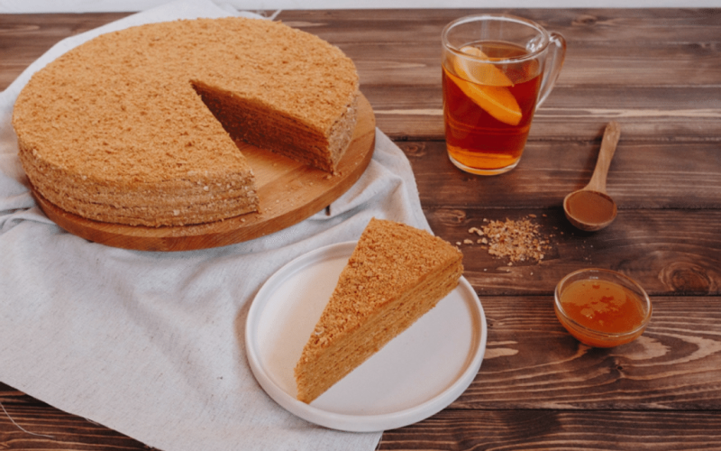 Торт «Медовик»