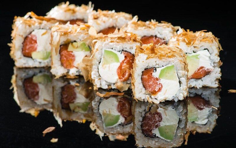 Ролл «Бонито маки»