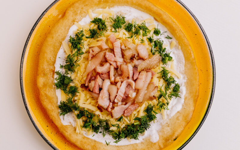 Лангош с укропом