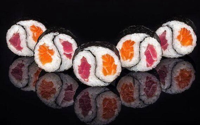 Ролл «Инь янь»