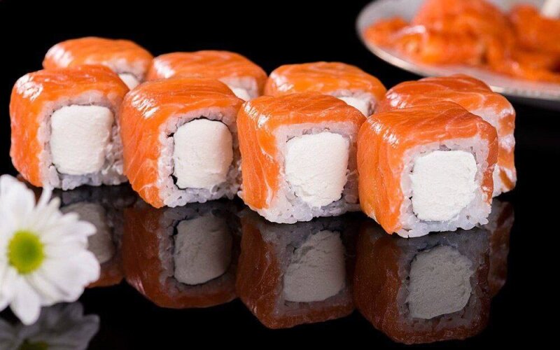 Ролл «Филадельфия маки»