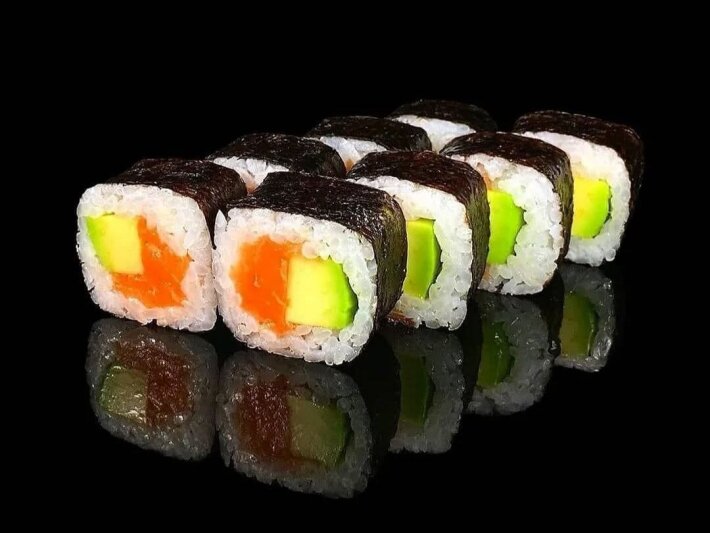 Ролл «Сяке авокадо»