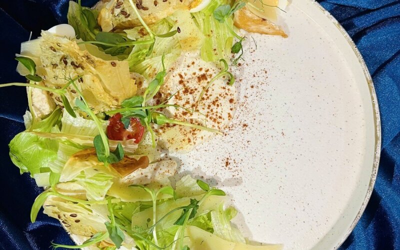 Салат «Цезарь» с курицей