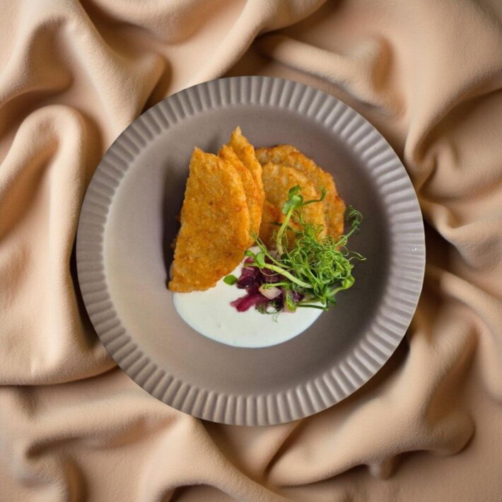 Драники со сметаной