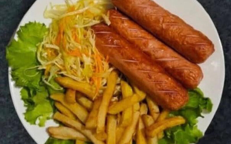 Сосиски с гарниром