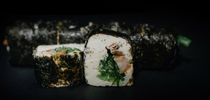 Спринг ролл с угрем