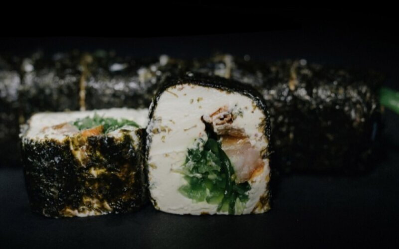 Спринг ролл с угрем