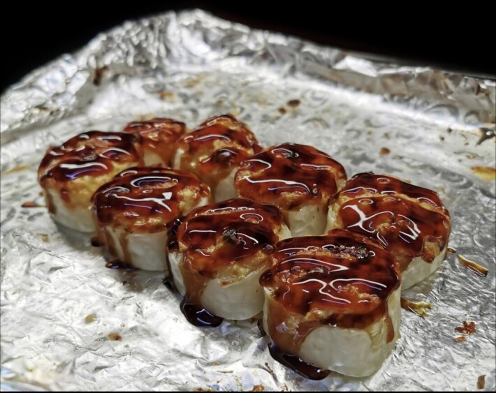 Запеченные роллы с креветкой