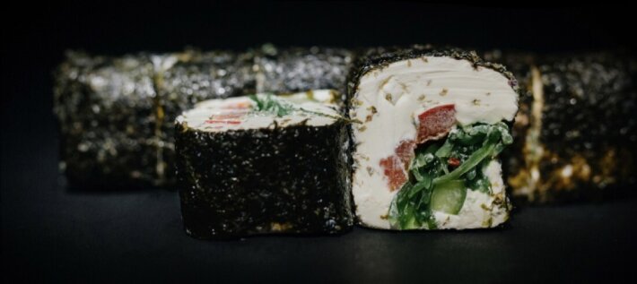 Спринг ролл с семгой