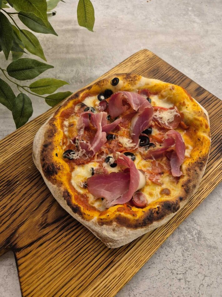 Пицца «Прошутто-чили»