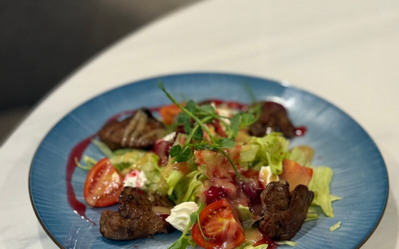 Салат с печенью цыплёнка